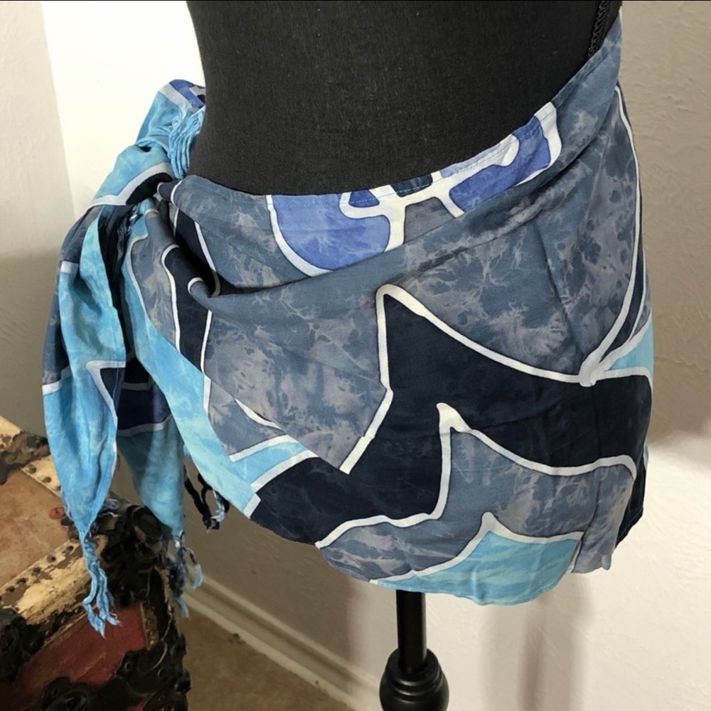 Ocean Design Cover up, Scarf, Sarong. SZ M